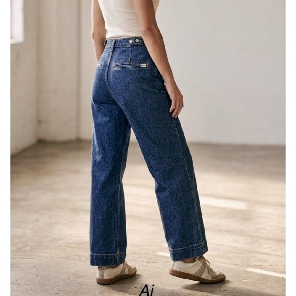 Levi's Ribcage Straight Ankle Jean Women's 31 HighRise Wide Leg Adjustable Waist
